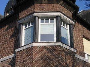 Drei Fenster in weiß mit Sprossen